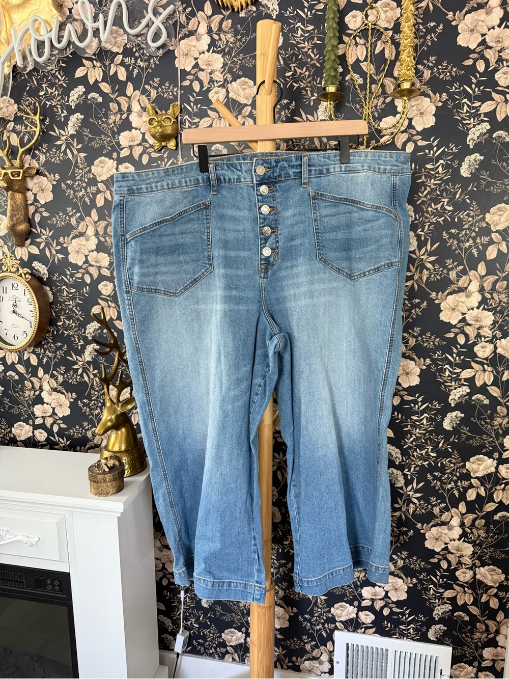torrid Light Blue High-Rise Button-Fly Cropped Jeans